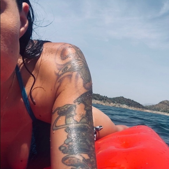 Meet your Posher, Veronica - Picture 6 of 10